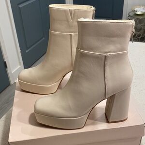 Chinese Laundry Off-White Heeled Boots